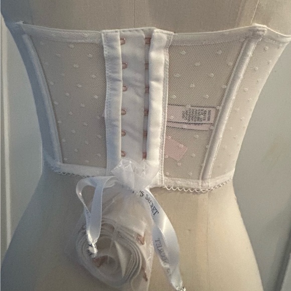 Cherry Embroidered Bustier - White - Picture 2 of 8